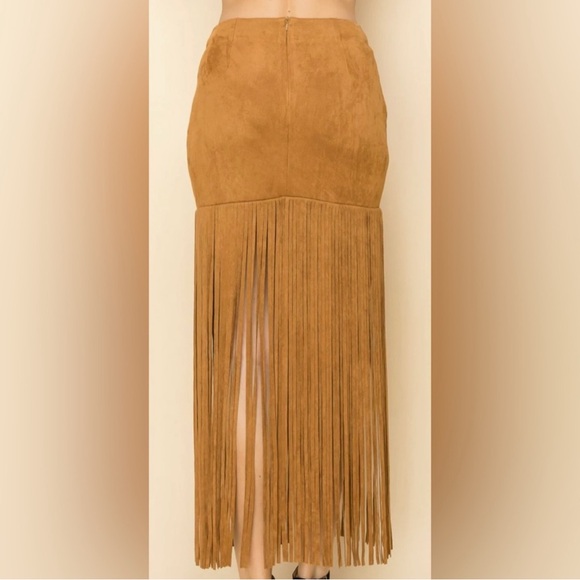 MICRO-SUEDE FRINGE SKIRT - Picture 2 of 3